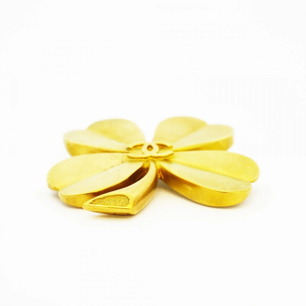 CHANEL Gold Logo Brooch - Picture 3 of 6